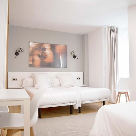 Stellae Luscofusco Hotel Santiago de Compostela Bagian luar foto