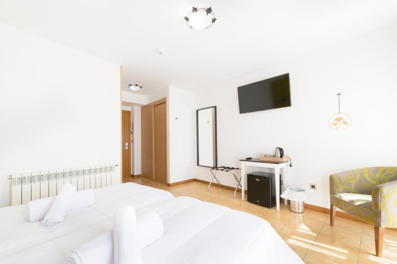 Stellae Luscofusco Hotel Santiago de Compostela Bagian luar foto