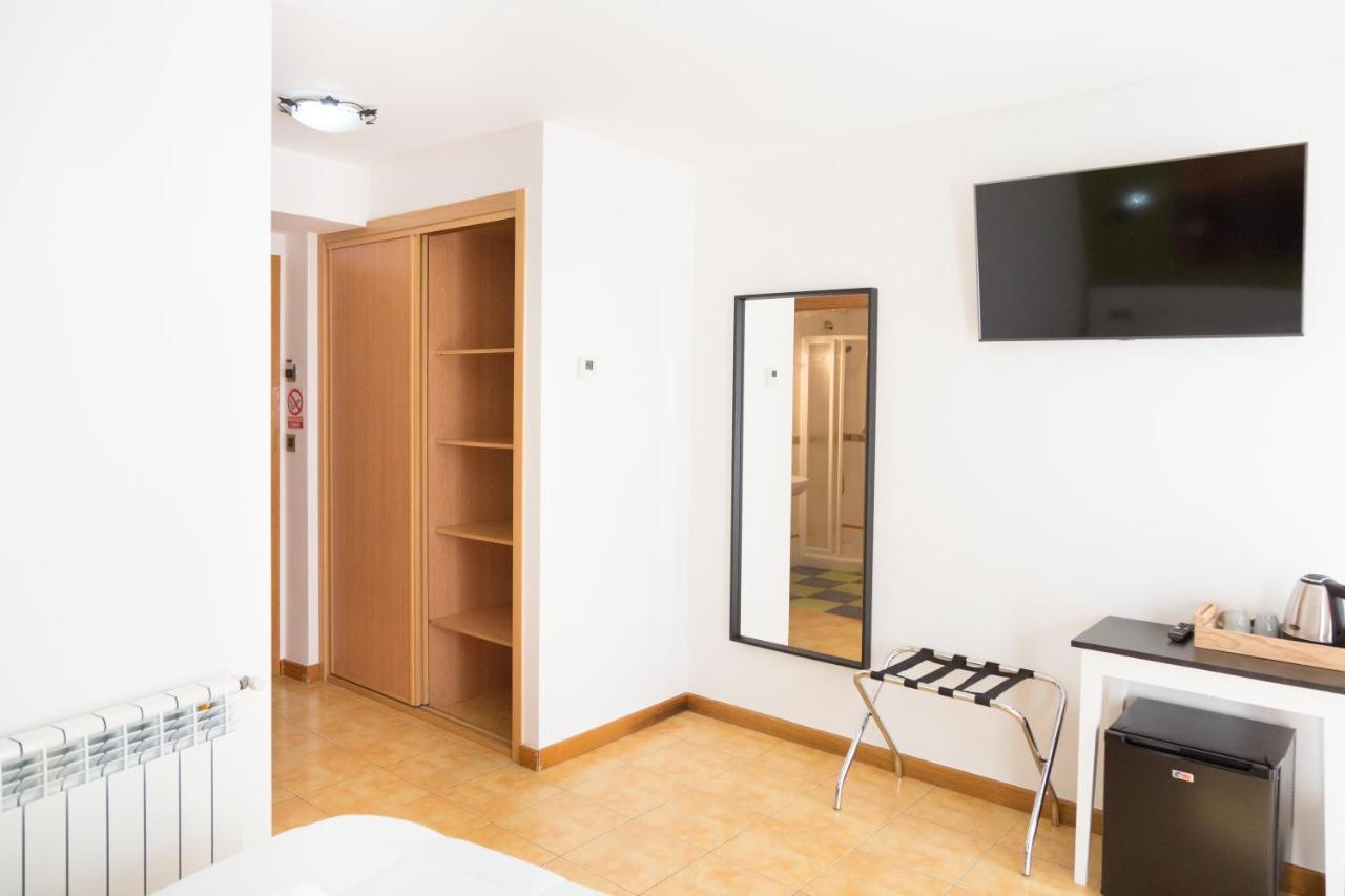 Stellae Luscofusco Hotel Santiago de Compostela Bagian luar foto