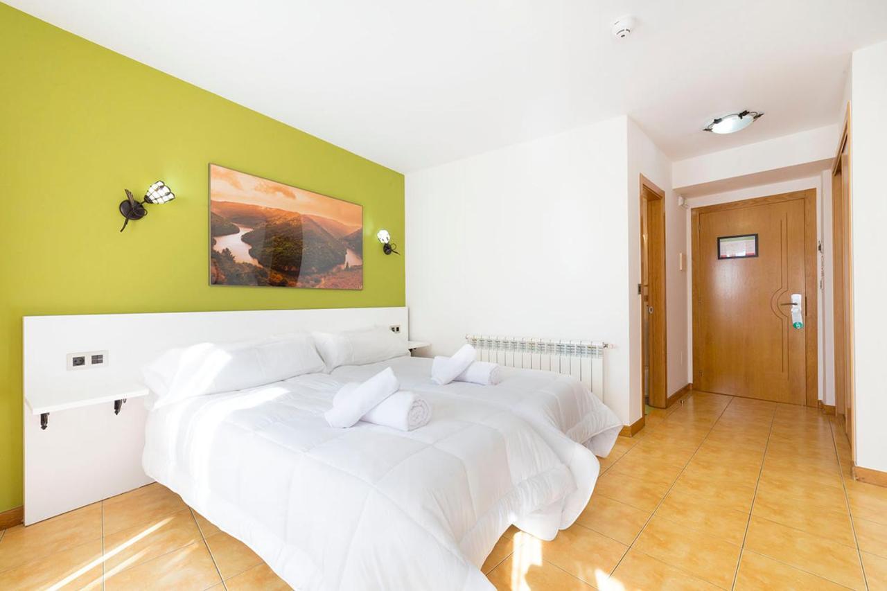 Stellae Luscofusco Hotel Santiago de Compostela Bagian luar foto