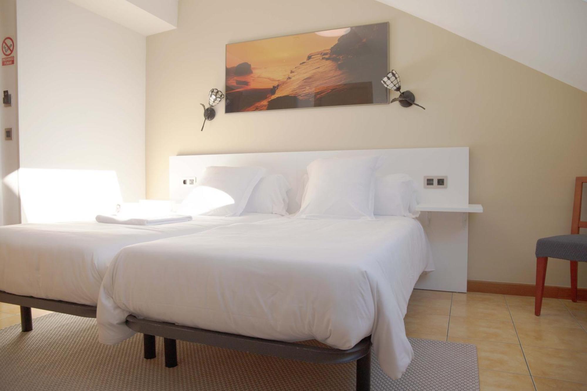 Stellae Luscofusco Hotel Santiago de Compostela Bagian luar foto