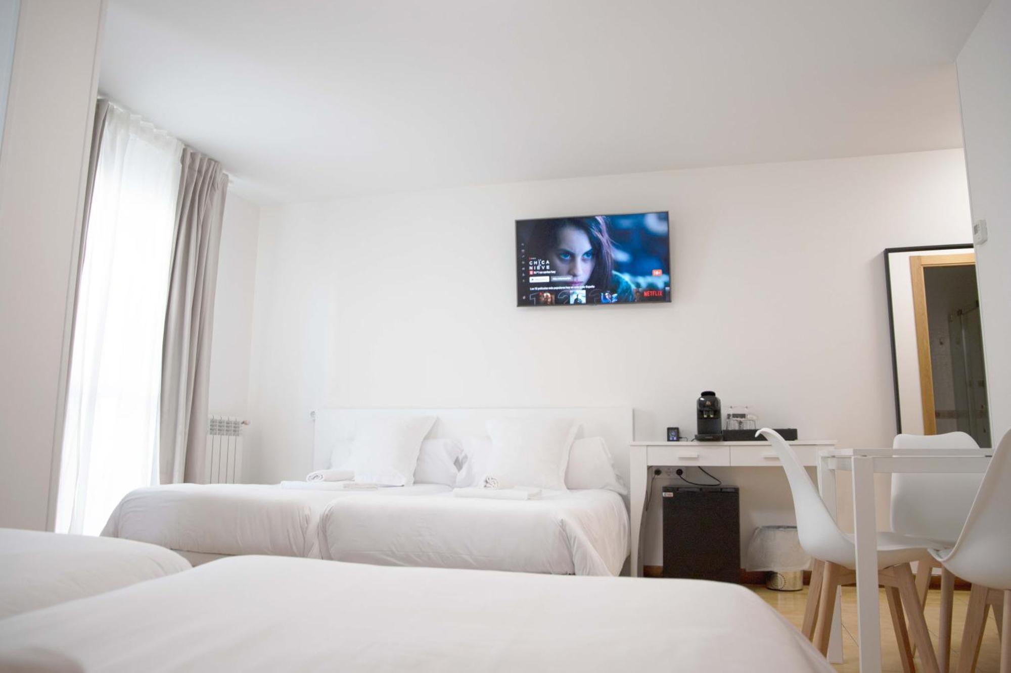 Stellae Luscofusco Hotel Santiago de Compostela Bagian luar foto