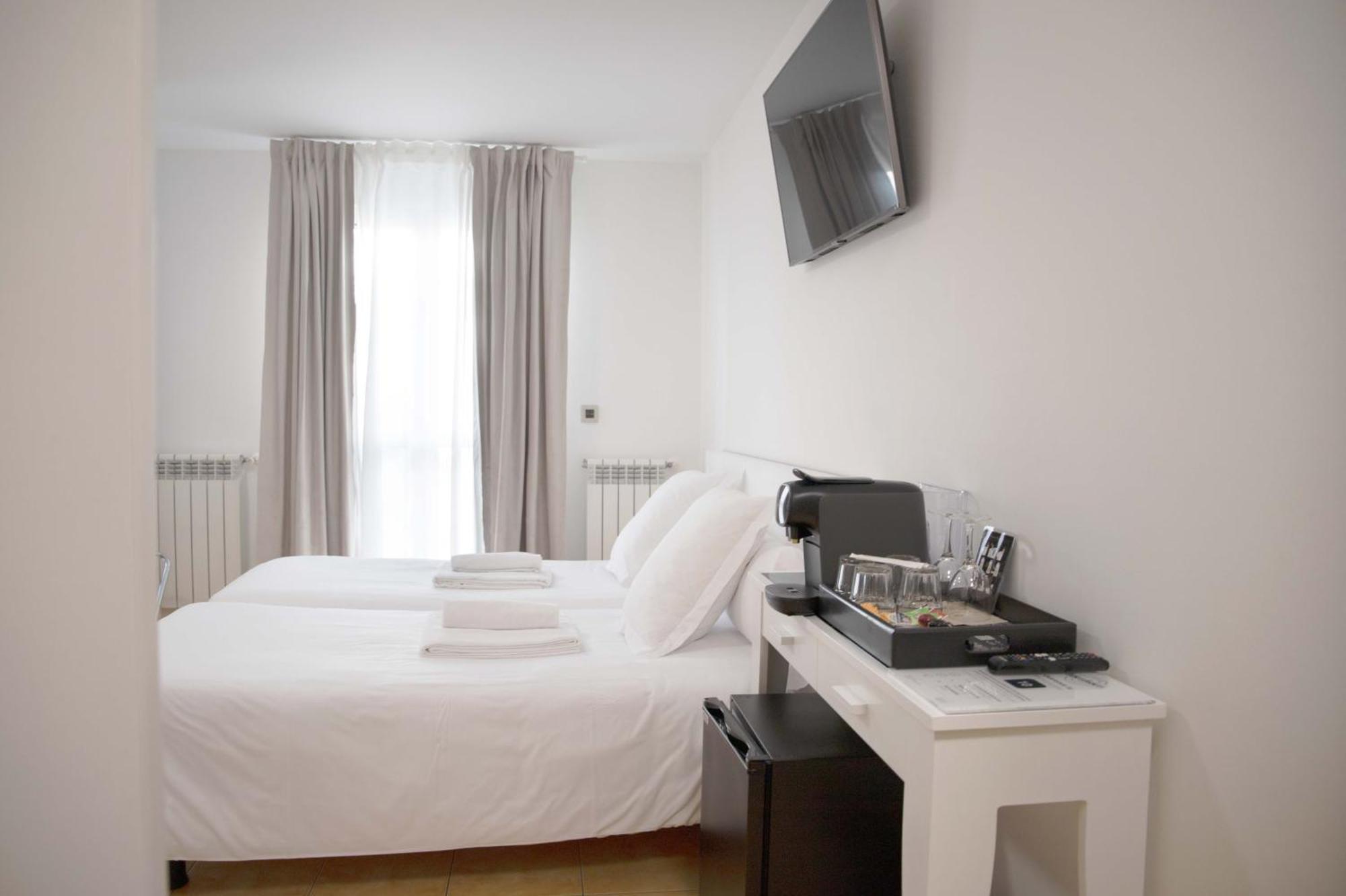 Stellae Luscofusco Hotel Santiago de Compostela Bagian luar foto