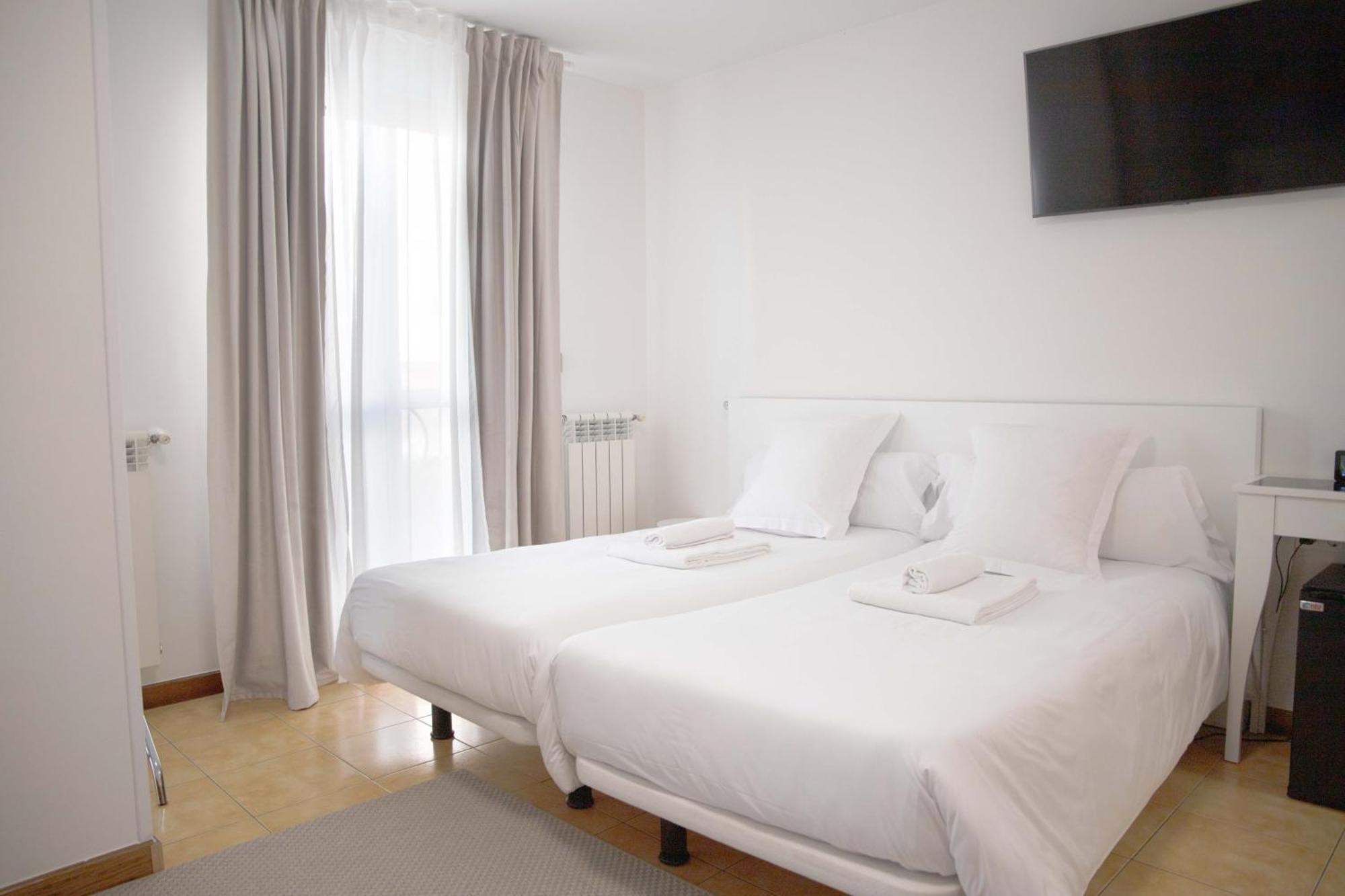 Stellae Luscofusco Hotel Santiago de Compostela Bagian luar foto