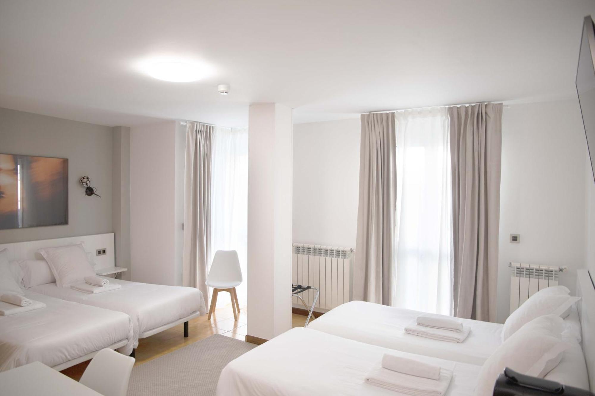 Stellae Luscofusco Hotel Santiago de Compostela Bagian luar foto